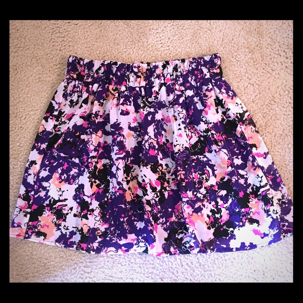 DYNAMITE Skirt